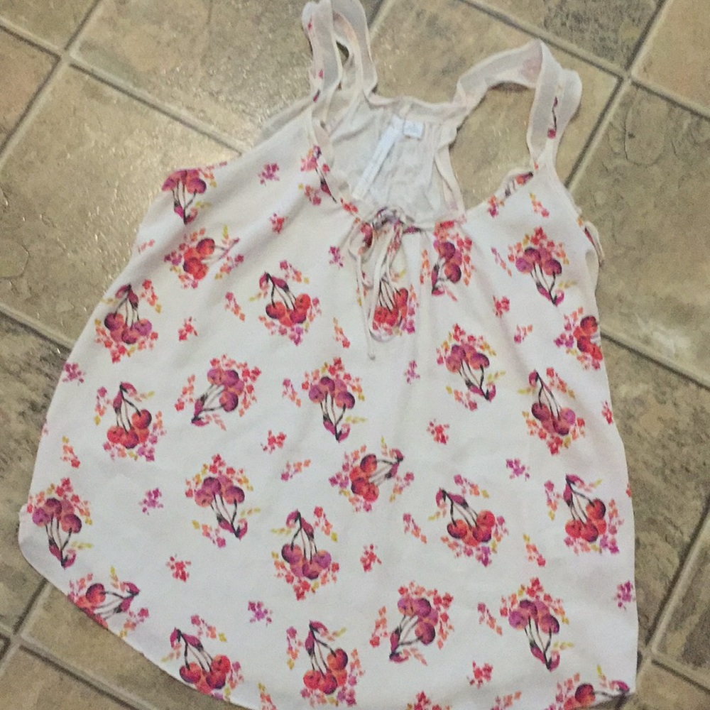 Lauren Conrad tank with faux tie, floral/cherry😍